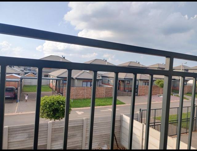 4 BEDROOM DUPLEX FOR SALE IN ALBERTSDAL